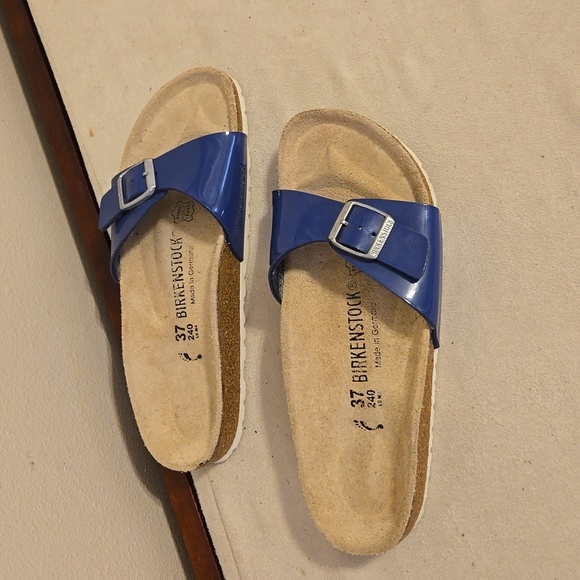 Birkenstock Madrid Patent Royal Blue Slides with Silver Buckle Sz 37 - Picture 2 of 4